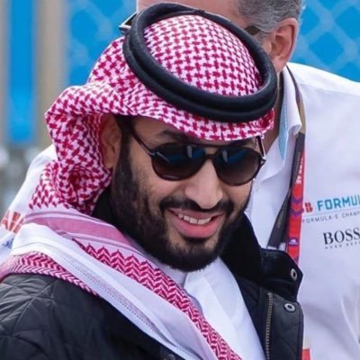 @SaudiNews50 الحين 👇👇 اسعد انسان بالكون ربي يحفظك 🤲🇸🇦❤💚❤💚❤💚❤💚