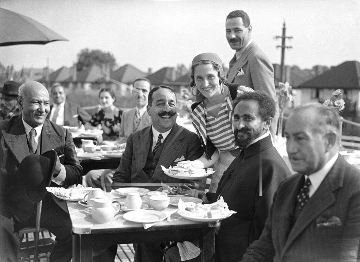 Emperor Haile Sealassie of Ethiopiavisiting a swimming pool at Hampton Court, London, on Aug. 30, 1936, and had tea with the Egyptian Minister of Agruiculture Hamby Seif #Ethiopia #ታሪካችን #haileselassie