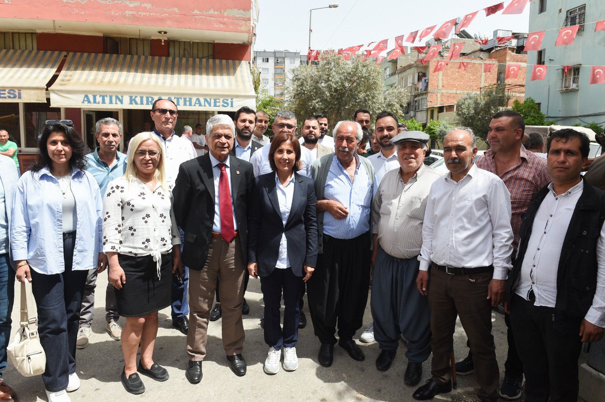 Her mahallemizde adım adım halkımızla bir araya gelmeye devam ediyoruz. Meclis üyemiz Mehmet Girici’yle birlikte Tellidere Mahallemizde halkımızla buluştuk.
