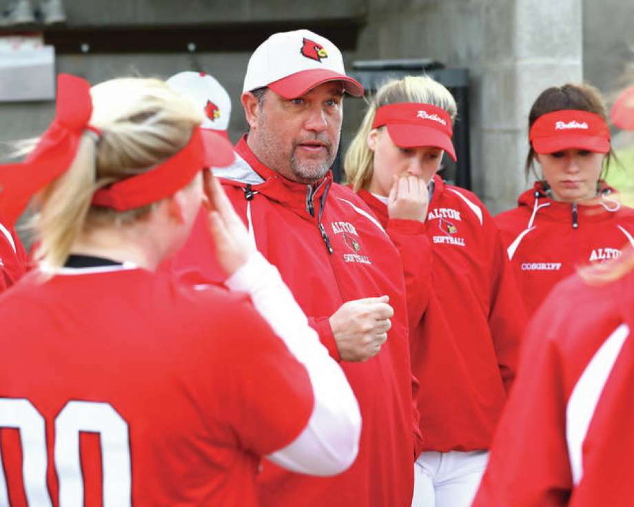 Would like to Hi-Light our Head Softball Coach Dan Carter. Coach Carter is in his 24th year a top the Softball program in ATown for the Redbirds & has 470 wins in his career, toping 20 win plateau 12 times. Thanks for all you do! #WEAREATOWN @AHS_Redbirds