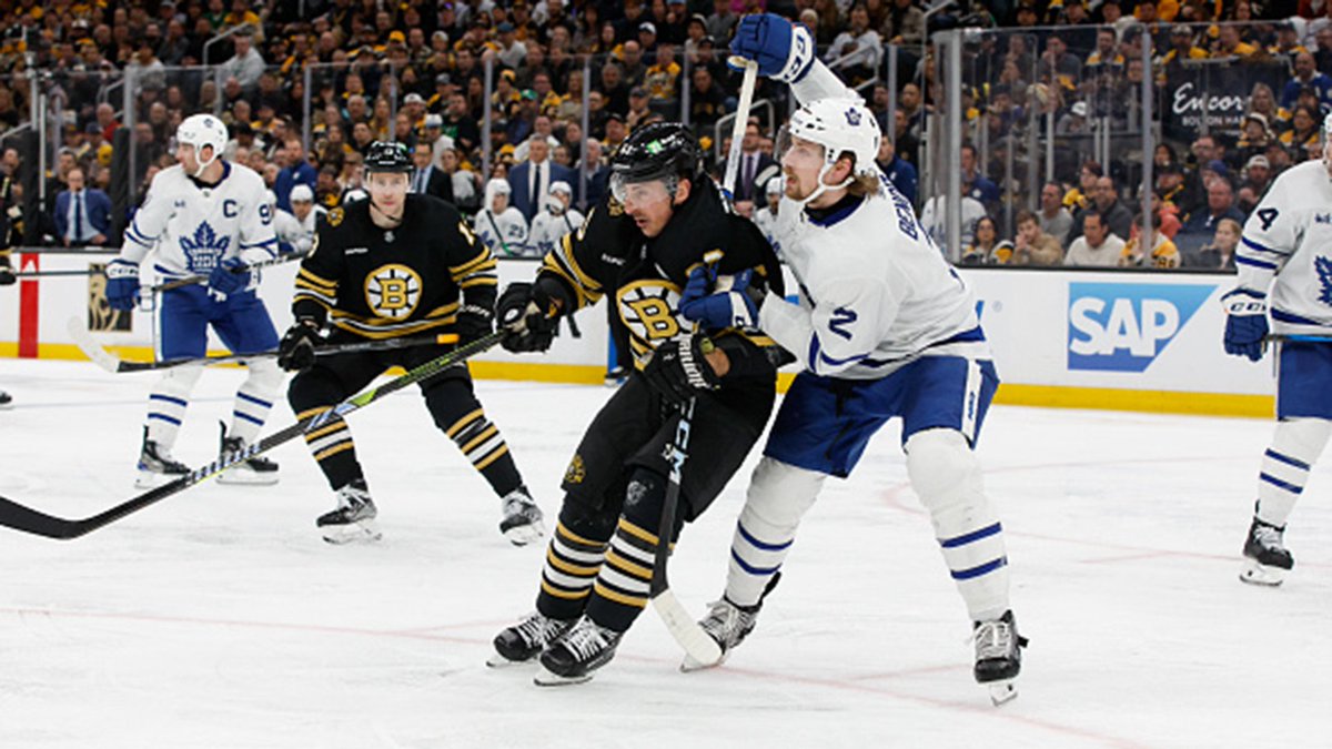 DUMP & CHASE from @TSN_Edge - Why @Aaron_Korolnek & @CarloColaiacovo expect goals to be tough to come by in Game 3, but Matthews and Bertuzzi will continue to create chances: tsn.ca/betting/video/…