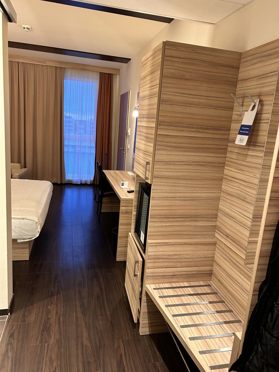 Ich werde es wohl knapp überleben hier. Aber 🤏🏼 knapp. 😅