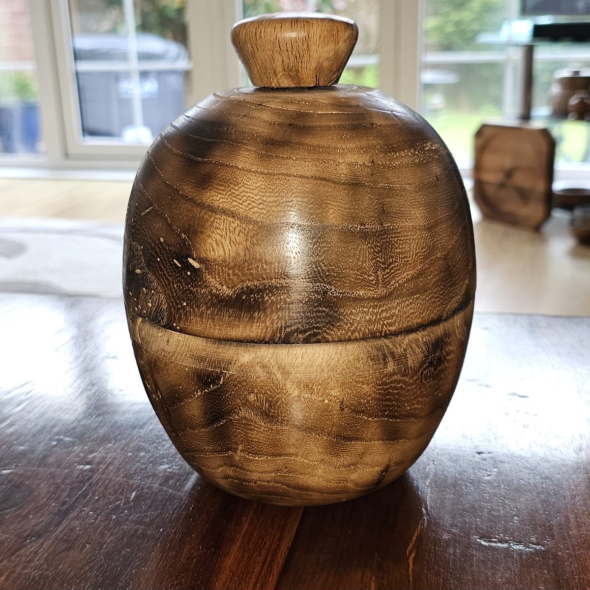 Dusty piece of elm from the back of the garage into a thing 😀 not sure what else to call it#Woodturning