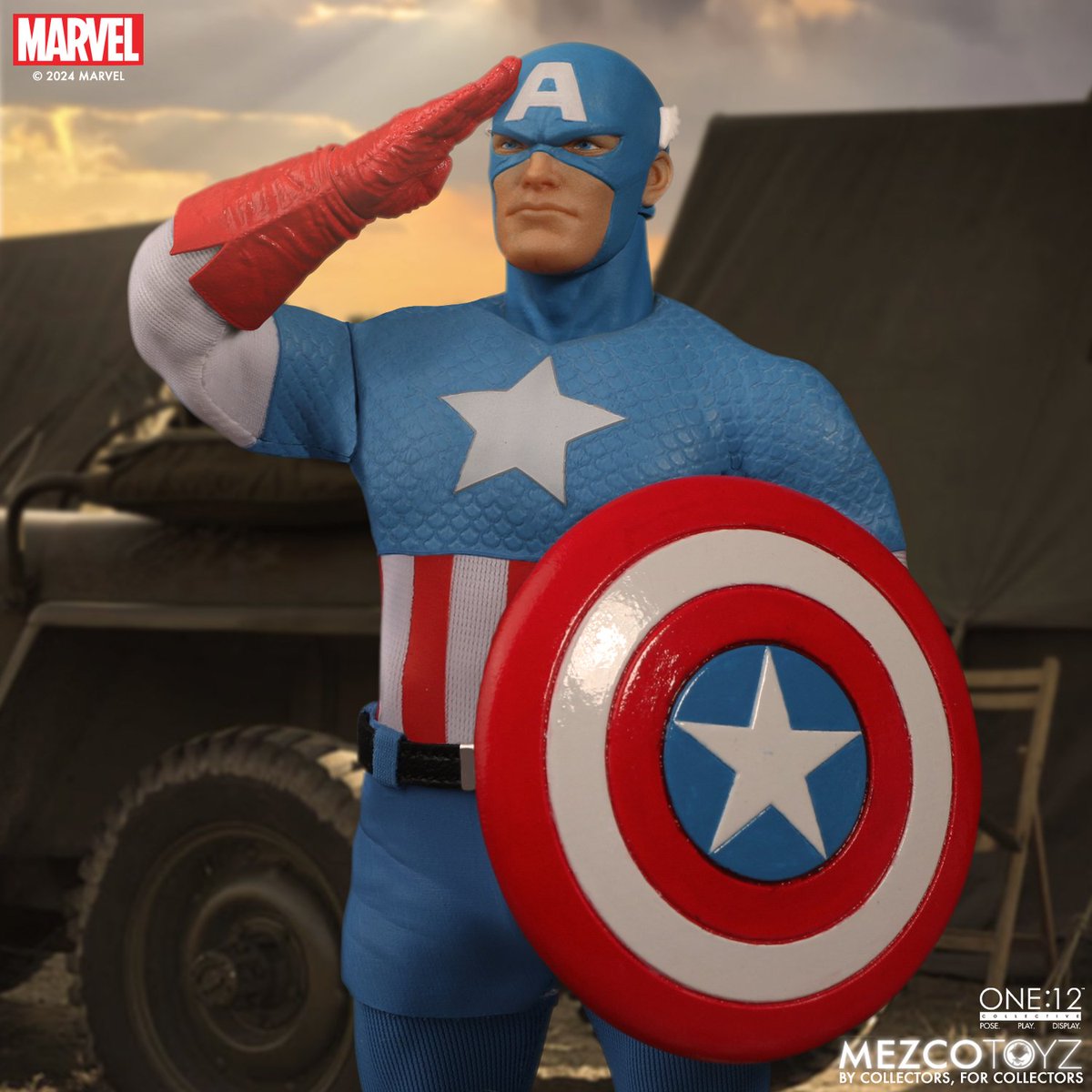 Silver Age Captain America One:12 Collective By Mezco toyark.com/2024/04/24/sil… #toyark #actionfigures