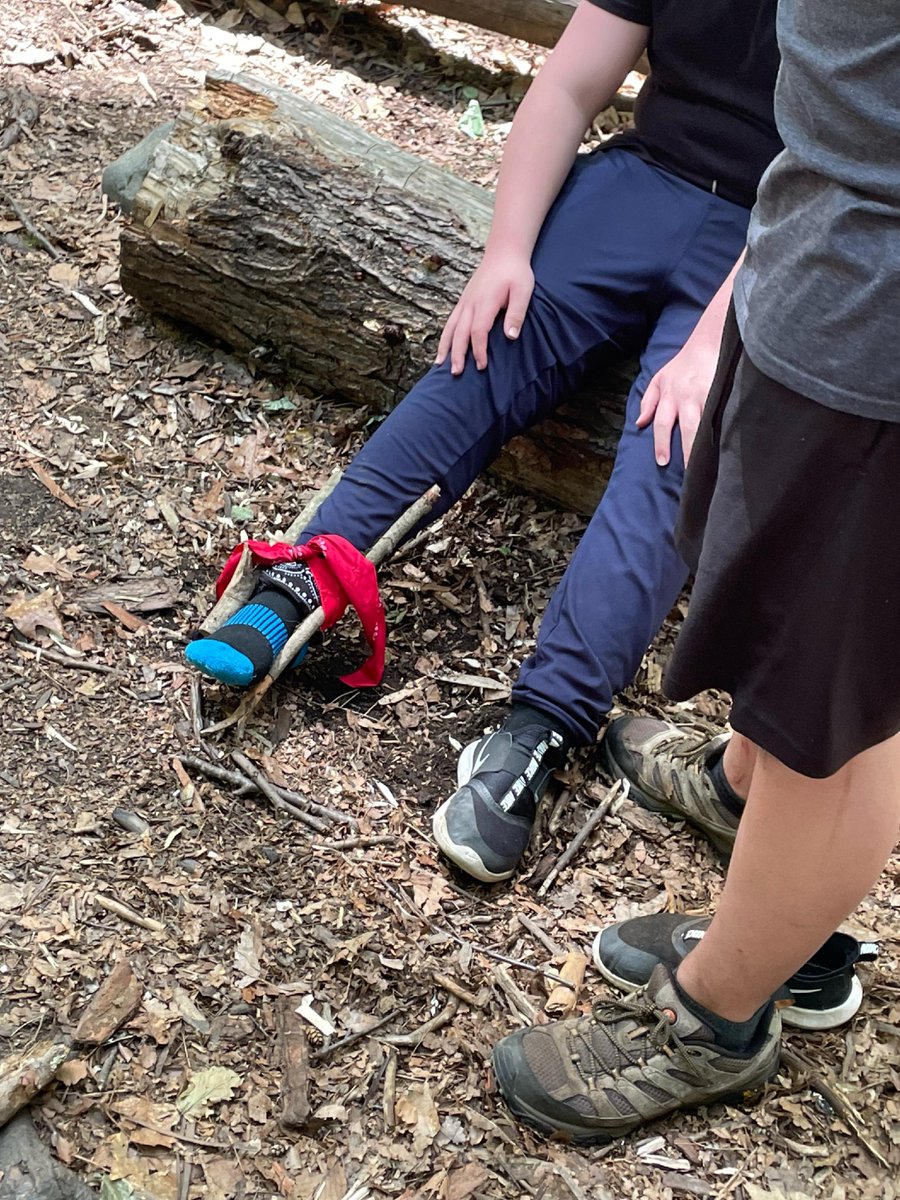 🌿 Nature's classroom at Earthworks Camp! 🌿 Learning new skills while on an adventure