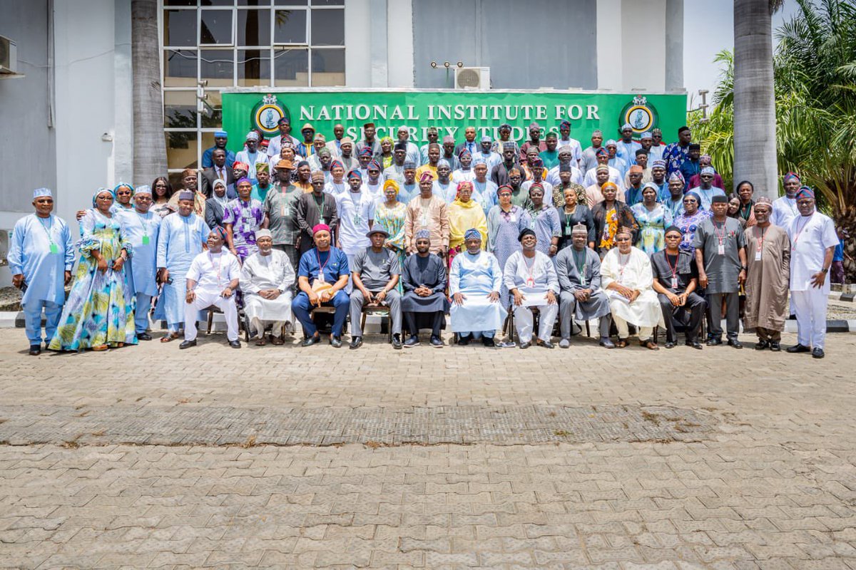 The Director General of NITDA, @KashifuInuwa, visited the National Institute of Security Studies Abuja to strengthen the existing partnership between the two organisations and delivered a lecture to 92 participants from various security agencies undertaking a training programme