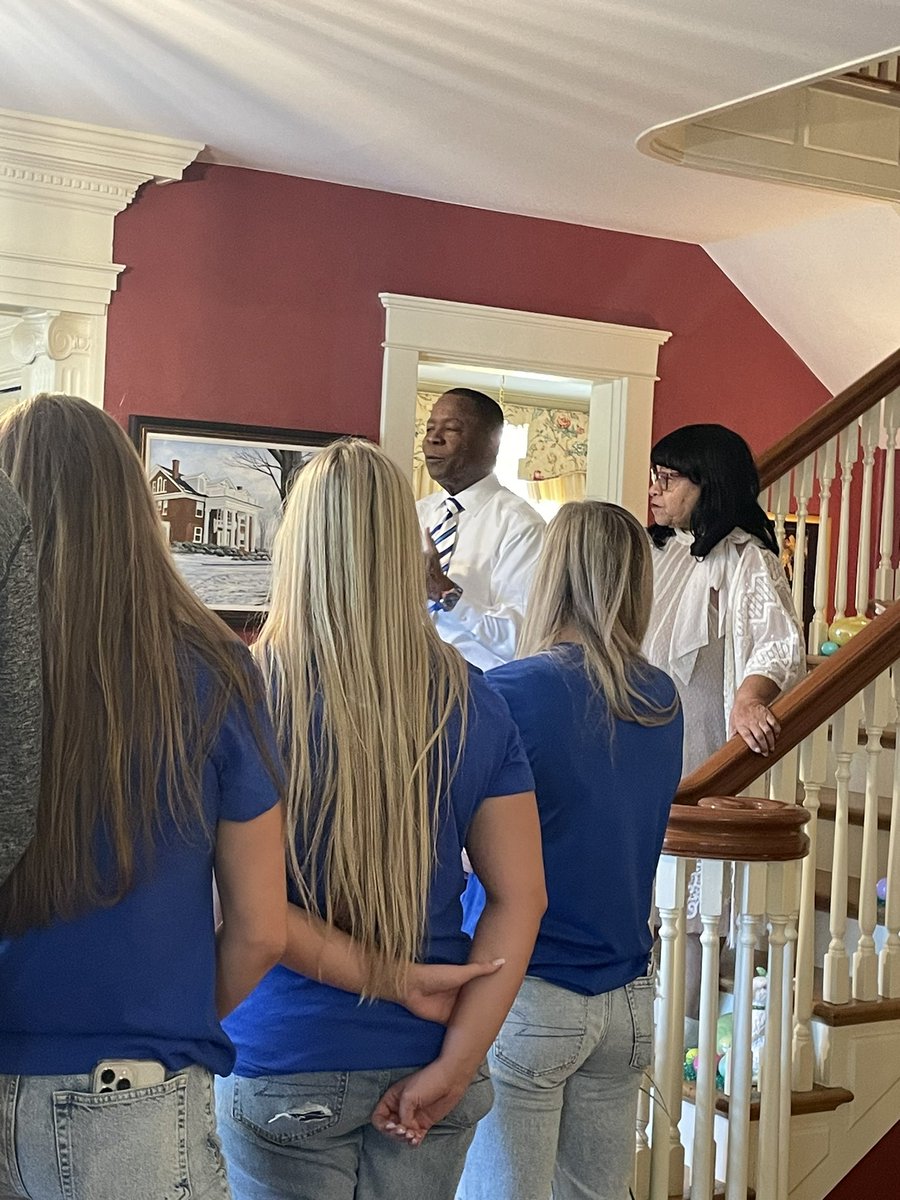 Thank you to @PresidentMcPhee and Mrs. Liz for hosting us this evening! #BLUEnited | #TrueBlue