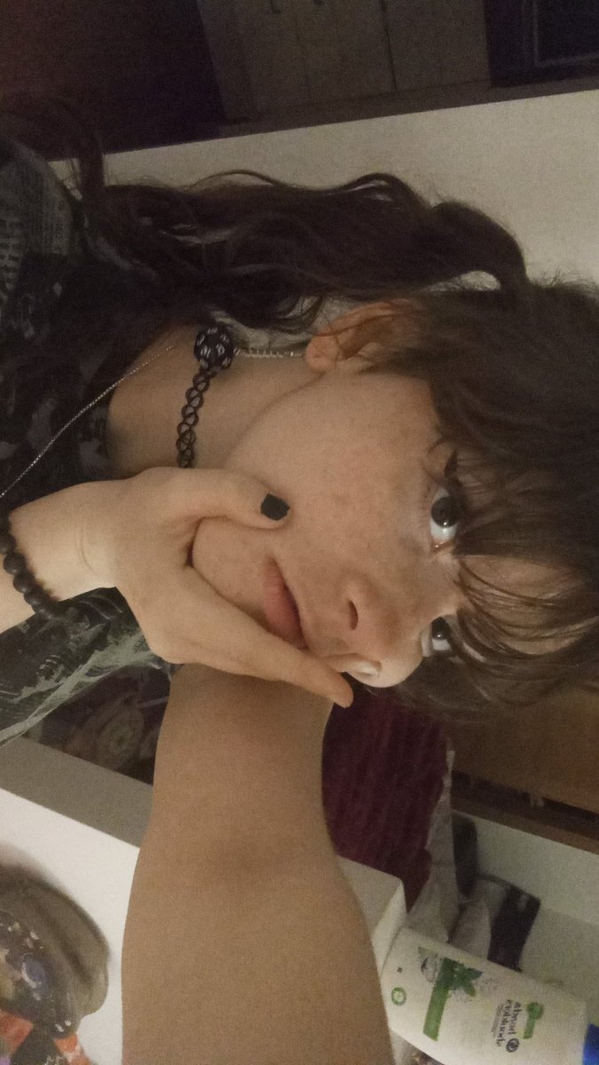 NotSweetLesbian's tweet photo. ES QUE ME ENCARCELAN POR CANÍBAL TE LO DIGO https://t.co/ee3PVKHevd