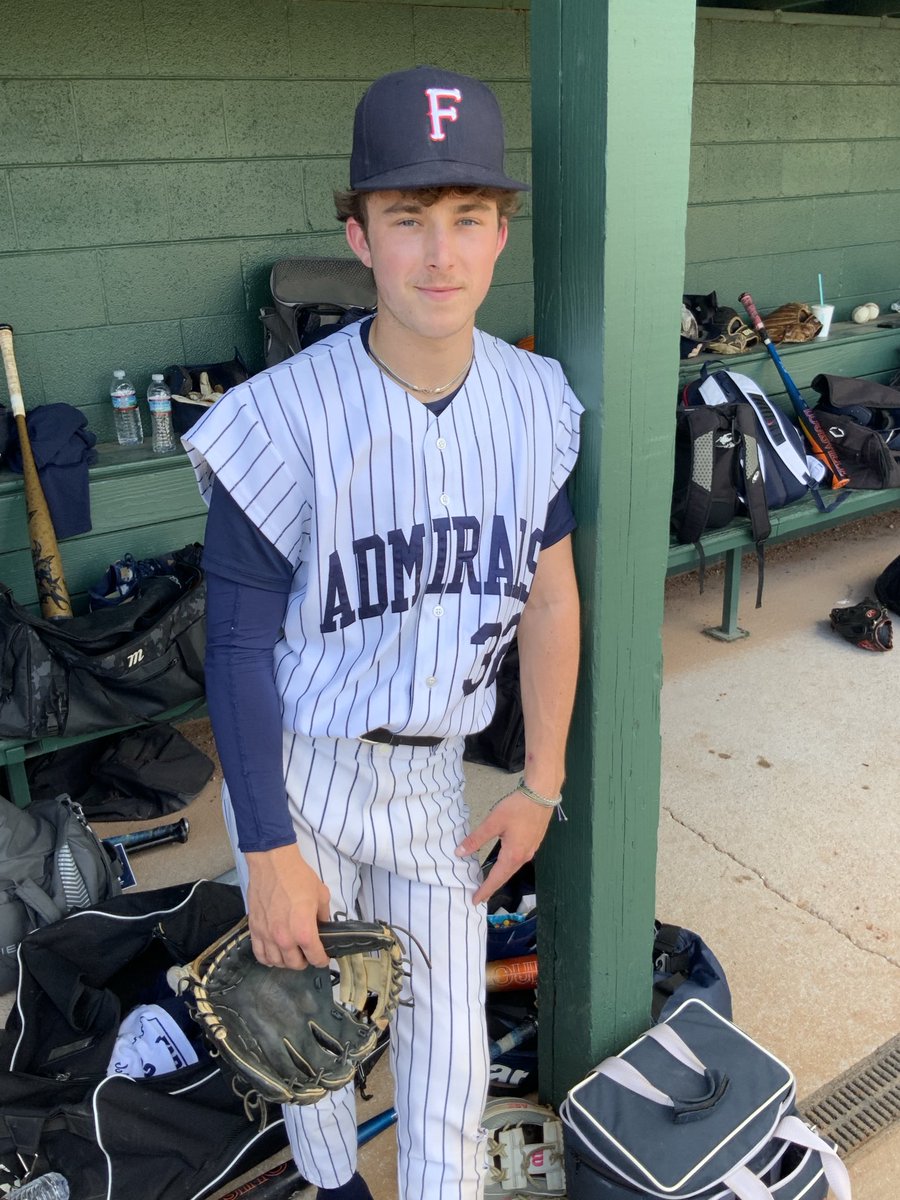 End of 1st Inning ⚾️⚓️ Farragut 7 Wm Blount 1 2-RBI HOMERUN (387 feet) by JAKE MERRICK 2-RBI DOUBLE by CHARLIE BOZEMAN 2-RBI HOMERUN (349 feet) by GAVIN BREWER RBI DOUBLE by LUKAS BUCKNER Pictured: Ads’ Starting Pitcher COLE FARLEY ⁦@prepxtra⁩ ⁦@5StarPreps⁩