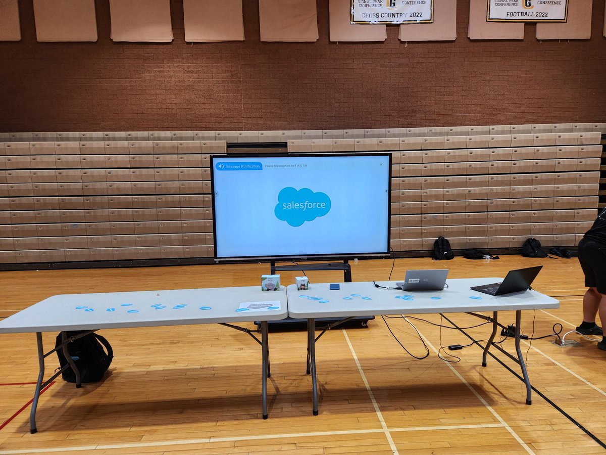 JoshDayment's tweet photo. Wish me luck at the #CasaGrande Middle School #STEM Fair speaking about @Salesforce and @trailhead #trailblazerguide https://t.co/8Yq4j6HyK5