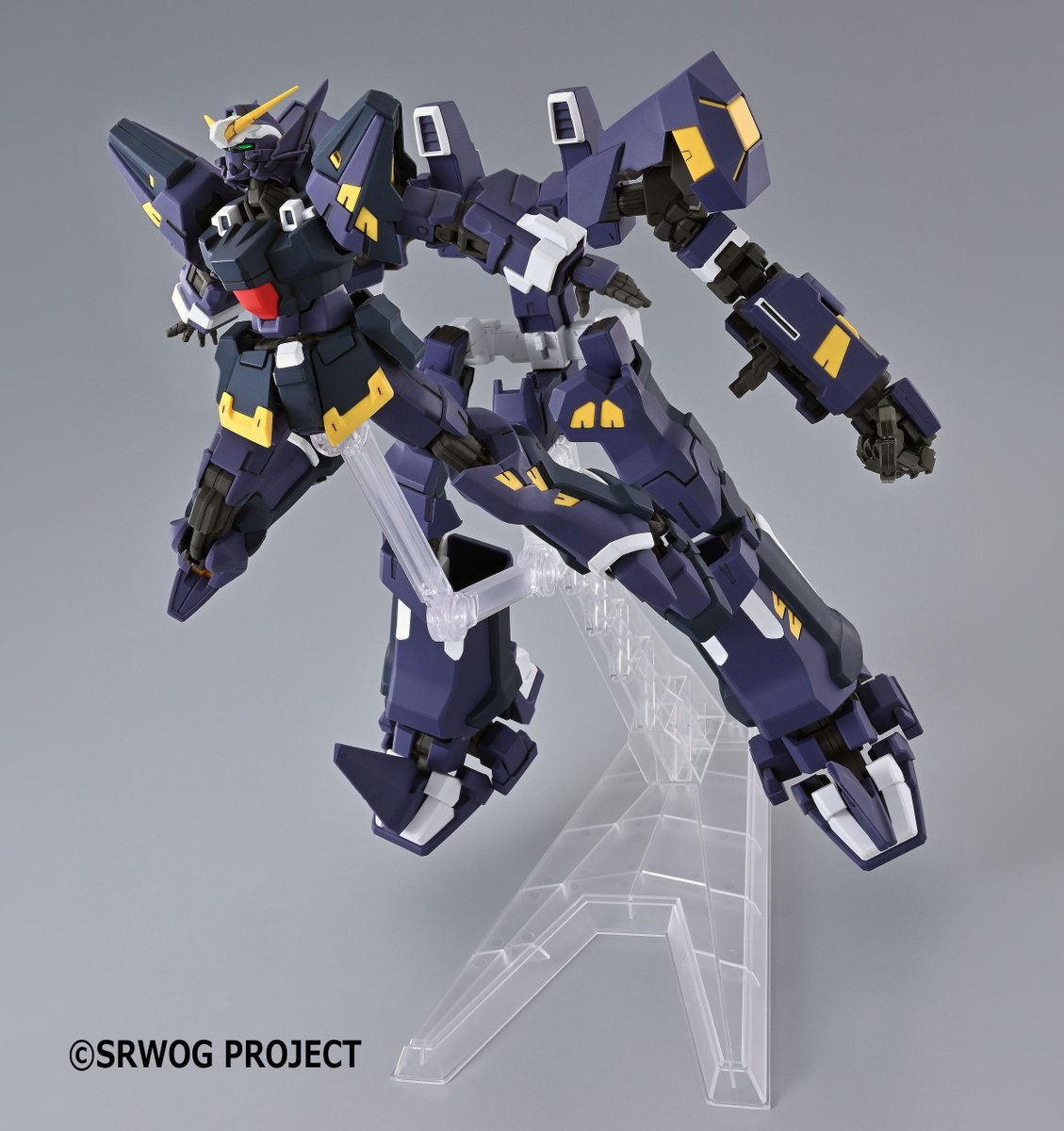 プレミアムバンダイ ヒュッケバインボクサー 本日12時より、プレミアムバンダイ限定でHGヒュッケバインボクサーの