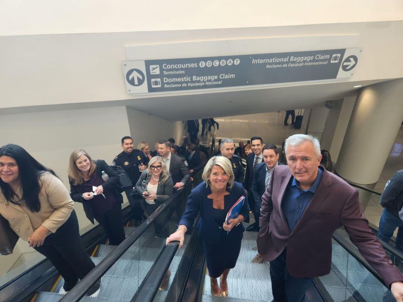 We had a fabulous visit to @ATLairport with @USTravel & the Seamless & Secure Travel Commission, @CBP,  & @Delta, where we showcased our state-of-the-art checkpoint tech and discussed One Stop Security updates. We appreciate these critical partnerships!