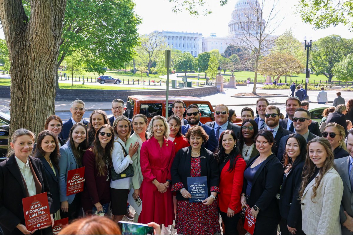 RepJenKiggans's tweet photo. It was awesome to see so many friendly faces at yesterday's @aanacrna Mid Year Assembly Hill Kickoff Event...! Nurse anesthetists play an invaluable role in providing exceptional healthcare and I am proud to advocate for full practice authority for them in Congress. It was an honor to receive your Healthcare Leadership Award!! Thank you for ALL you do…!