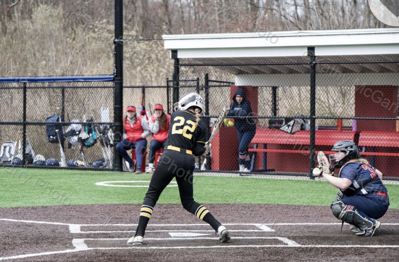 Amity 12 Foran 6

Amity was lead by Alexx Reinwald who was 3 for 3 and Sofia Vitiello who was 2 for 2 with 3 RBIs. Jenna Maus was also 2 for 4 with 2 RBIs. 

#ctsb