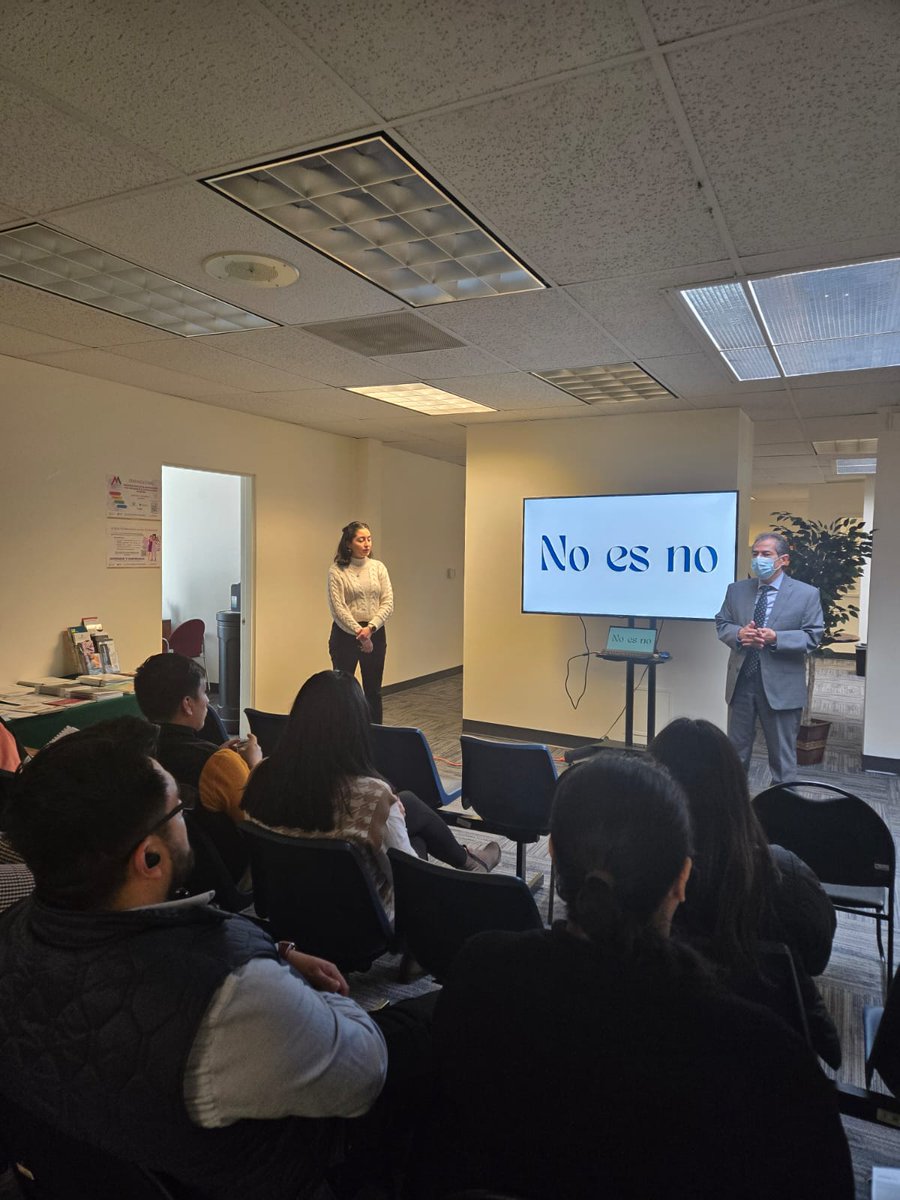 En <a href="/ConsulMexPot/">ConsulMex Portland</a> continuamos con la capacitación en materia de #ViolenciaSexual, y de manera informada portamos mezclilla en el #DenimDay para visibilizar la importancia de erradicar los mitos sobre la violencia sexual y apoyar a las víctimas #NoEsNo #VAIM #AcércateATuConsulado