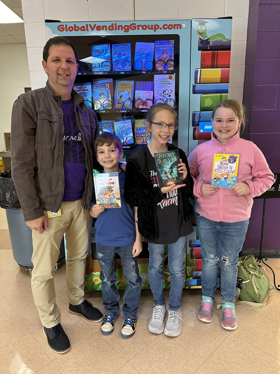 Choosing a book for being the finalists of our IXL March Madness Challenge! School wide co-winners were 4th graders - Layla and Harper - with 6418 corect questions answered in one month! Way to go, leaders! <a href="/AYCOCKSCHOOL/">Aycock Elem School</a>