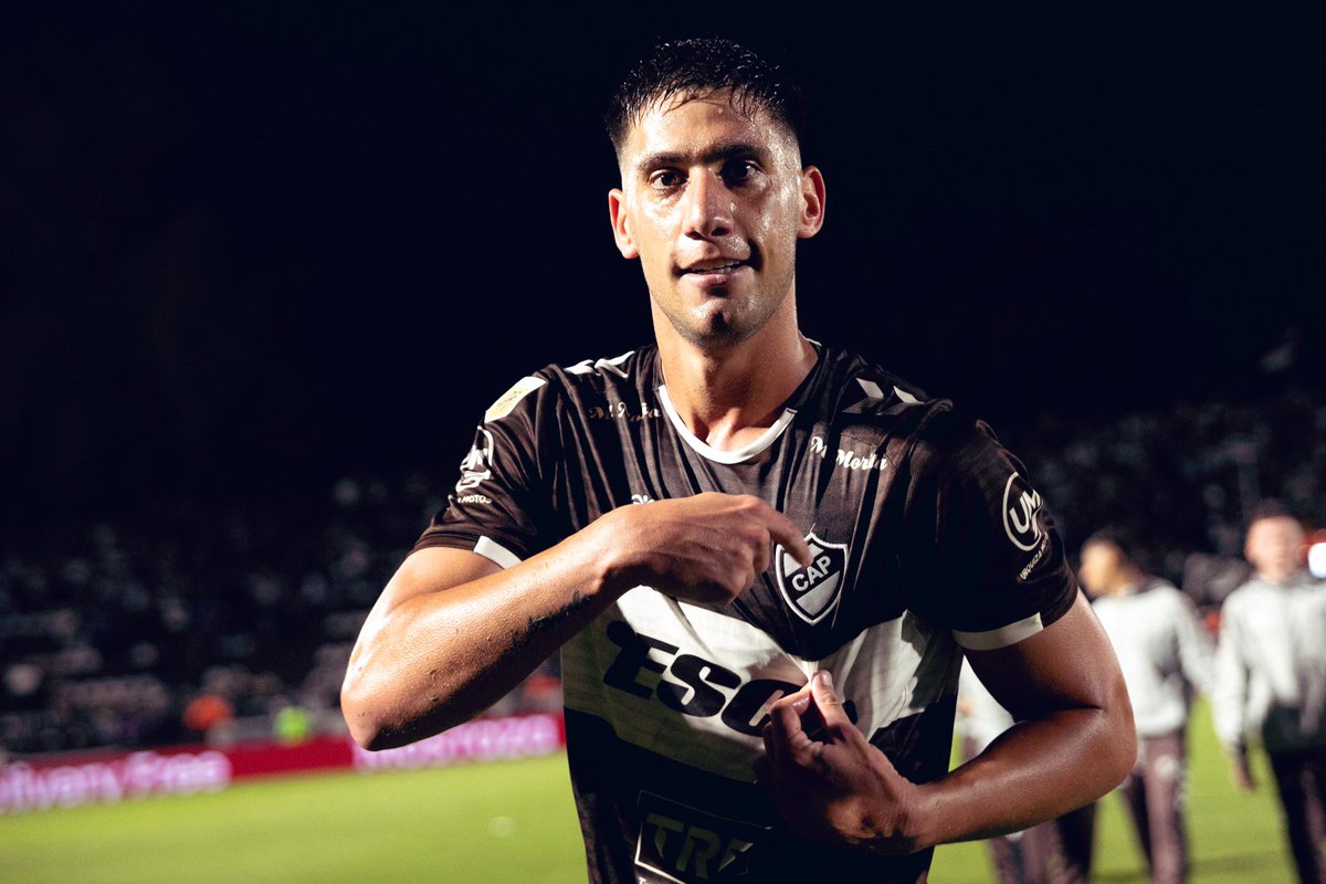 Se piensan que me olvide? No, dale milanesa ponete la 10, confío en vos. 

#comprenaPicco