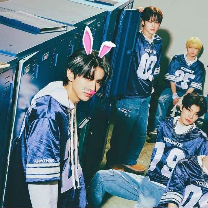 Chan_gbun's tweet photo. LOOK AT MY CUTE BABIES!!!! #YOUNITE #CBSOON https://t.co/TLMfQbDNlE