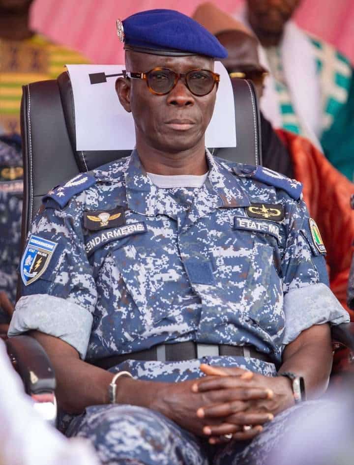 boullygalissa's tweet photo. Toute chose a une fin. A un moment vous aviez tellement de pouvoir que vous pensiez que jamais vous les perdrez. Motaxh Adouna dara jarufii deff lou ñiaw. General #MoussaFall https://t.co/ANDwUzLe3E