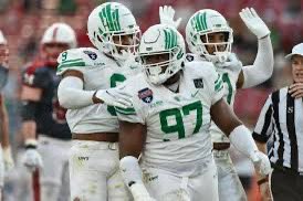 Blessed to receive my FIRST offer from @MeanGreenFB 
@Coach_Brophy 
@LT_FBRecruiting 
@CoachHankCarter 
@adamgorney 
@samspiegs