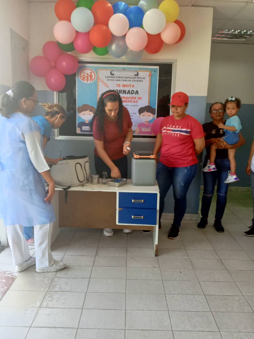 #Cojedes Activo Puesto de Vacunación , <a href="/Somosivss/">Instituto Venezolano de los Seguros Sociales</a>  cumpliendo orientación de <a href="/MagaGutierrezV/">Magaly Gutiérrez Viña</a> <a href="/NicolasMaduro/">Nicolás Maduro</a> #SembrandoPatria