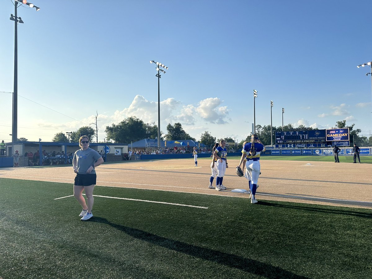 A solid start for @McNeeseSoftball as they currently lead Louisiana-Lafayette 3-0 through two innings. Highlights and more tonight at 10 on @KPLC7Sports