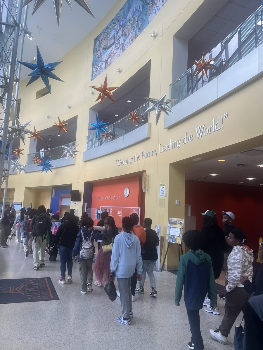 Mr. Perry tweet media