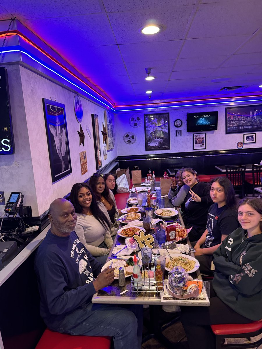 Manassas Park Girls Basketball tweet media