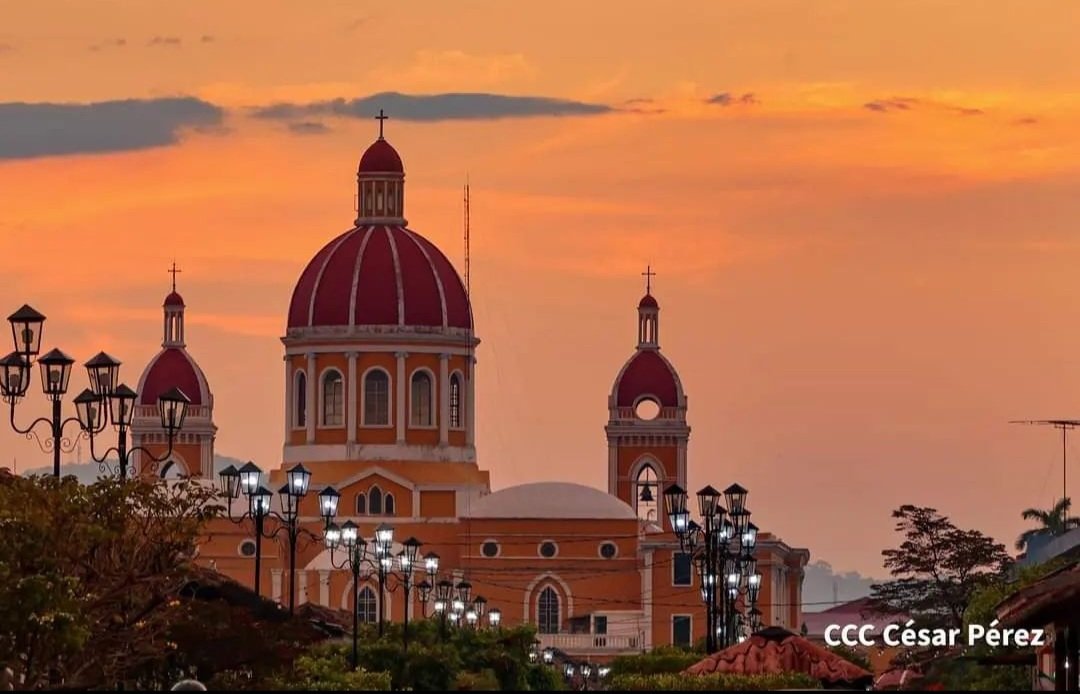 💥🇳🇮Precioso Atardecer en la Gran Sultana Granada Nicaragua 📸 César Pérez