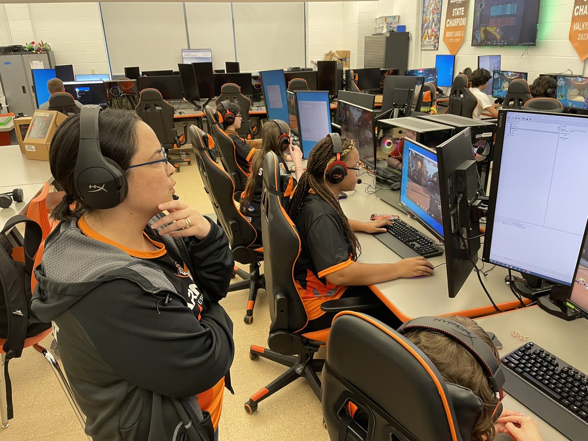 Spent the day following Coach Sellers & the Lady Bengals #esports program! Feature on Coach Sellers, the Pacinator, & the rest of the program coming soon! #esportsedu #nj #newjersey #education