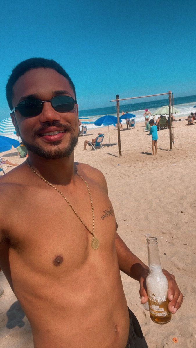 Seguindo em silêncio 🙌🏽😏