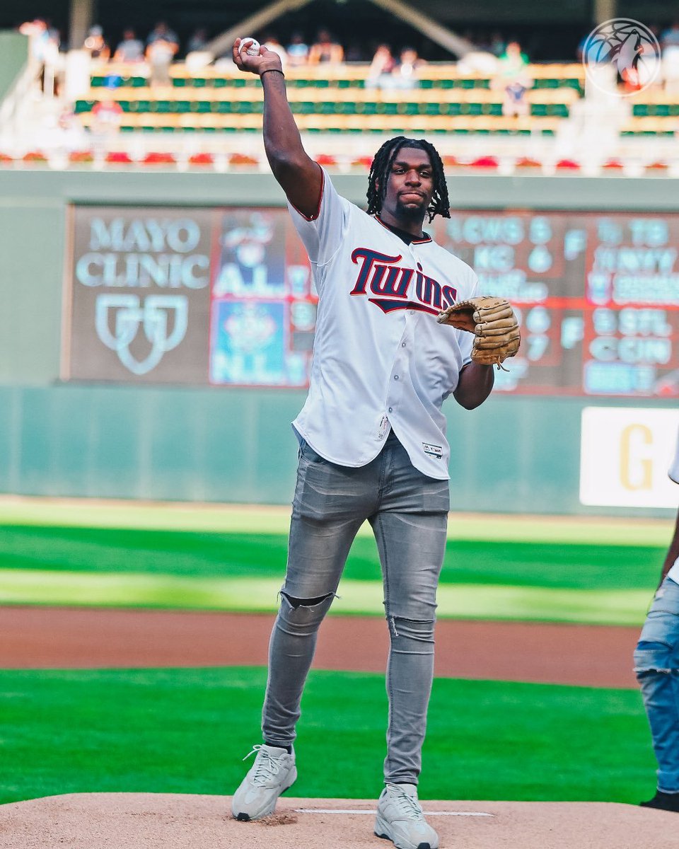 twinsdaily's tweet photo. NAZ REID!👏 https://t.co/S69eqOVjii