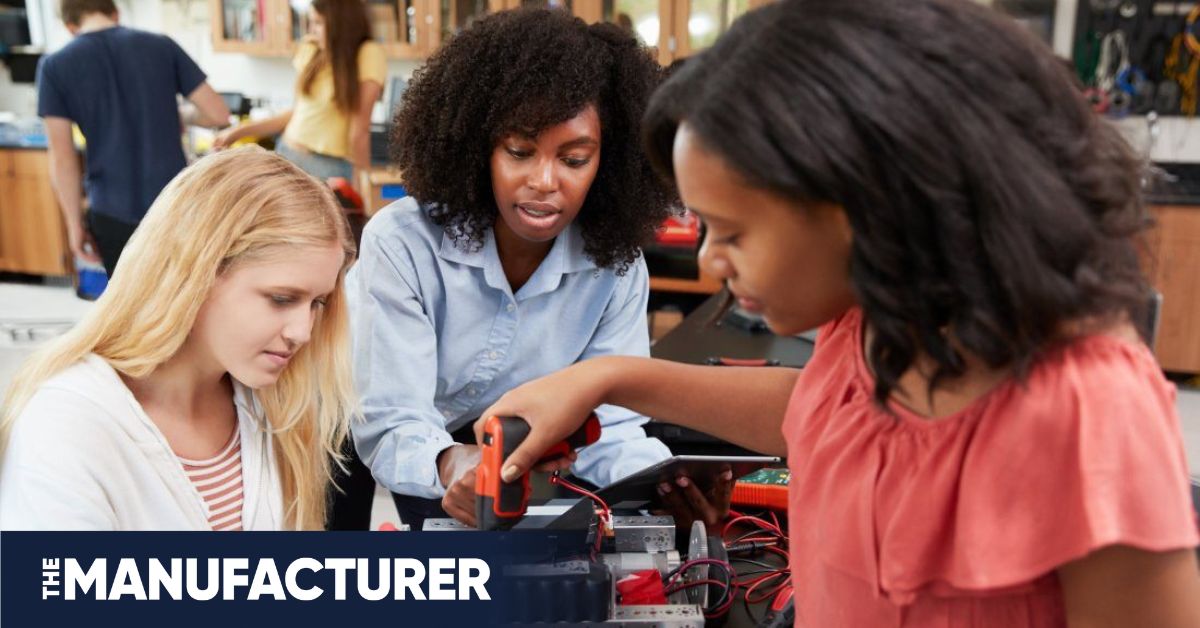 A stark gender gap in young people’s interest in engineering and science and a sharp decline in practical science have been identified through a new survey by @royalsociety in partnership with @_EngineeringUK, with support from Wellcome.

🔗 themanufacturer.com/articles/conce…

#UKmfg #STEM