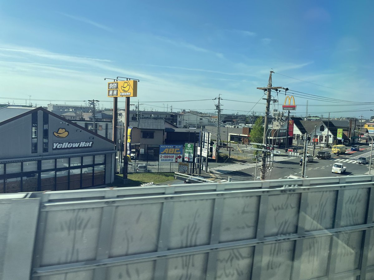車窓から旧東海道、浜松付近。