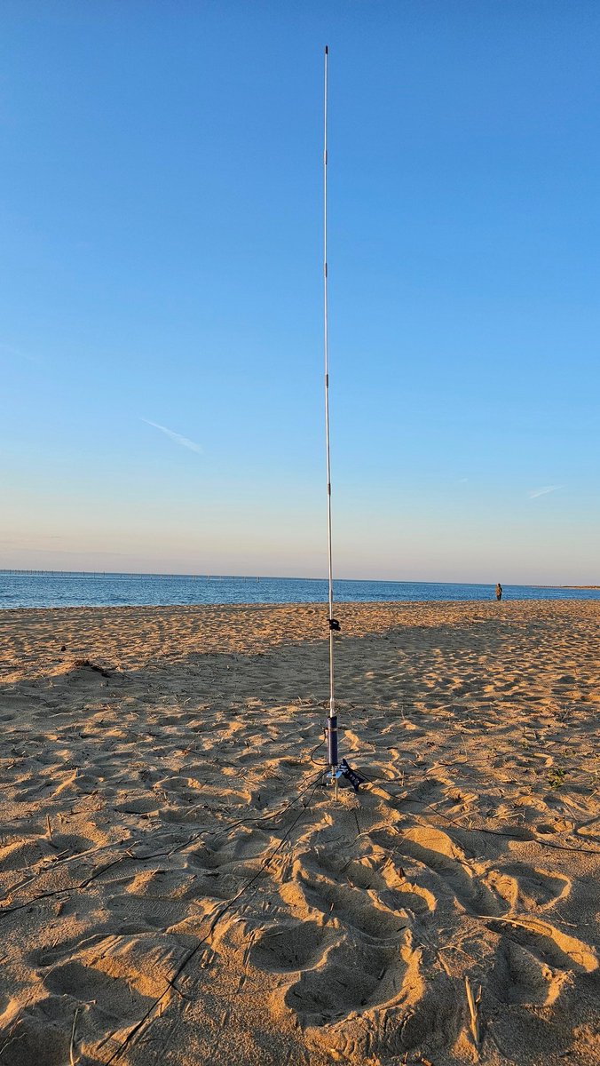 Bayu - AF5D🛰️ tweet media