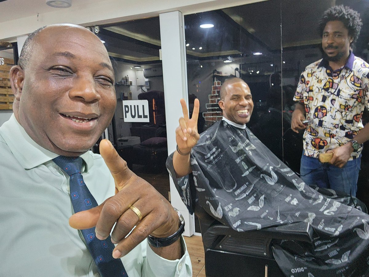 #The #Naira needs serious #haircut below its present levels on #USD, so @ARISEtv male business show anchors @Rotankwot and @BBoason went to the salon this evening to lead by example. Join the movement...