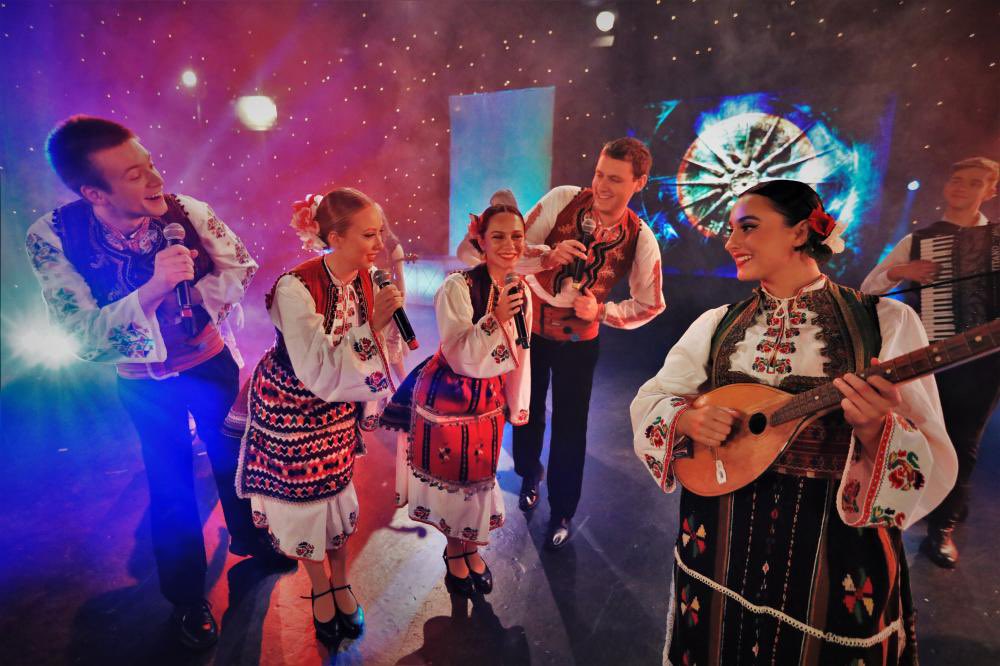 Tamburitzan is coming to the Wortham Center on Sunday, May 26 at 6pm!

Come experience a high energy spectacle by a troupe of 27 showcasing songs and dances of multiple cultures! 

Purchase your tickets at siaarts.com