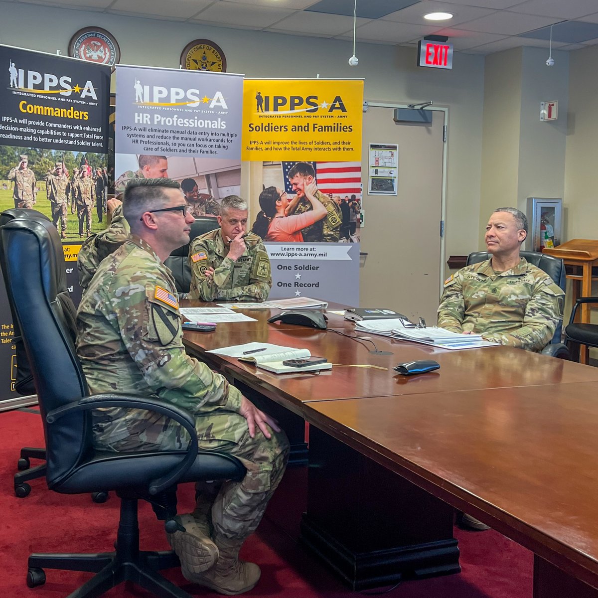 LTG Douglas F. Stitt, Deputy Chief of Staff, G-1; SGM Christopher P. Stevens, Deputy Chief of Staff, G-1 SGM; and Team IPPS-A conducted a townhall this week with 1- and 2-star Generals. They discussed the importance of IPPS-A integration and collected valuable feedback.