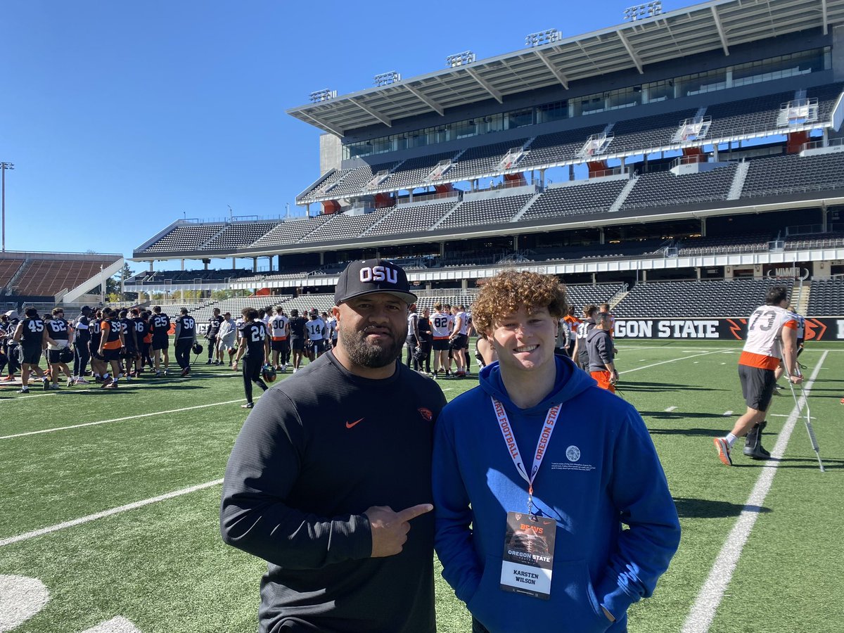 wilson_karsten's tweet photo. Big thanks to @JRMoala for hosting me at @BeaverFootball last week! There’s something special in Corvallis. #GoBeavs https://t.co/JpalBMmJ91