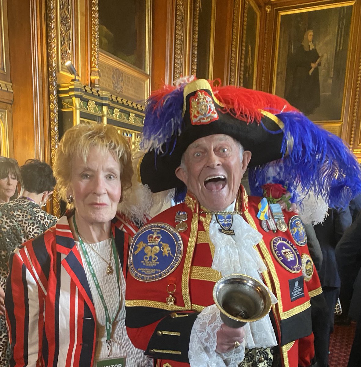 Happily reunited with magnificent #RomfordTownCrier in the equally magnificent surroundings of #SpeakersHouse #StGeorge’sDay reception.