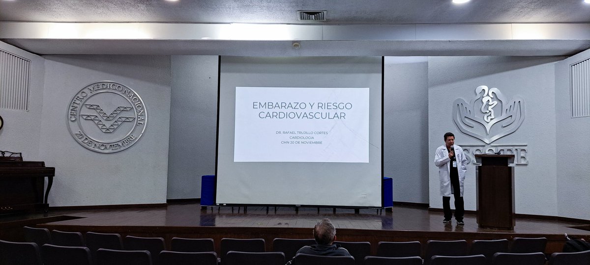 Continuando nuestro Congreso 'La Mujer y sus Patologías' en el Auditorio del C.M.N. 2O de Noviembre, tendremos la participación de la Dr. Rafael Trujillo Cortes con el tema 'Riesgo Cardiovascular en
elembarazo'.