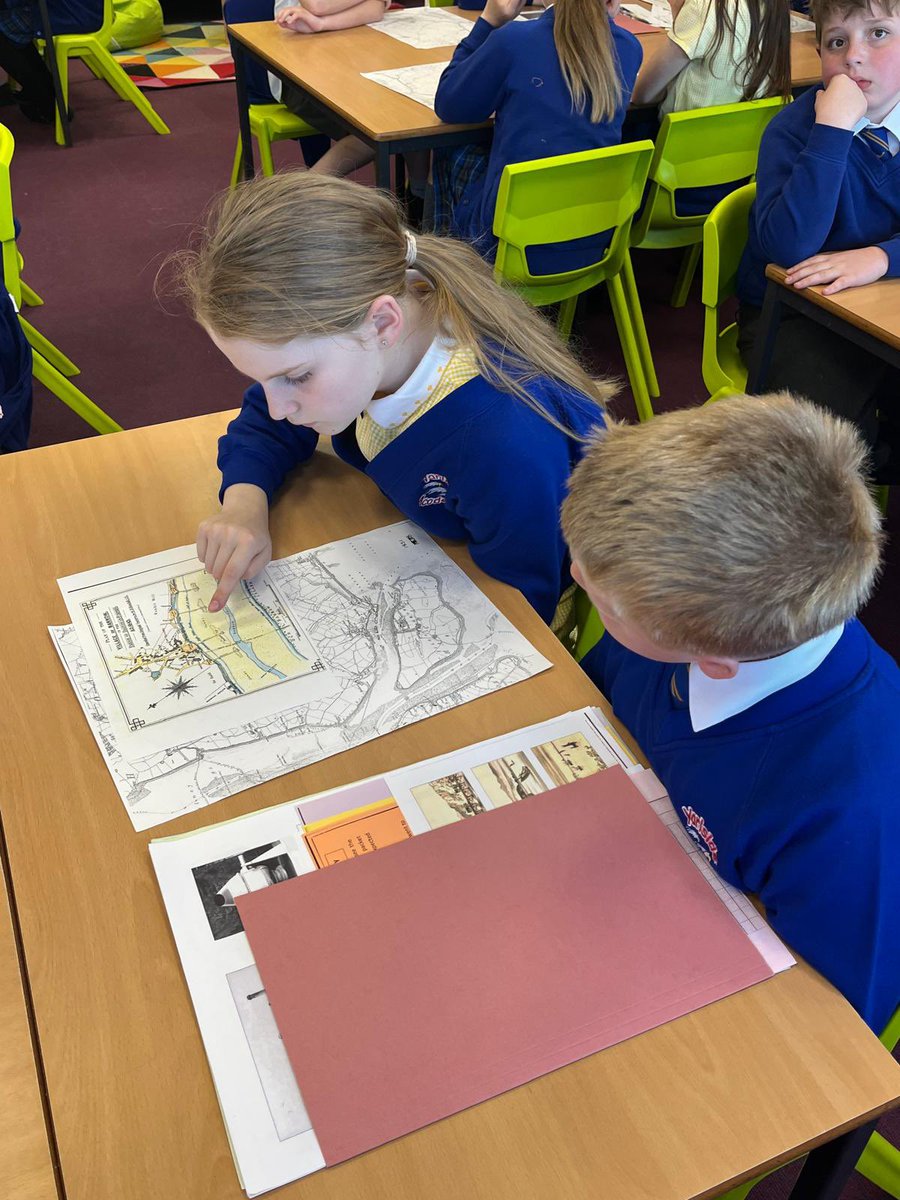 Year 5 had a visit from Susan Benson from Barrow Library today. They learnt about how Barrow in Furness grew during the Victoria era and the impact of industries on our town. @barrowlibrary