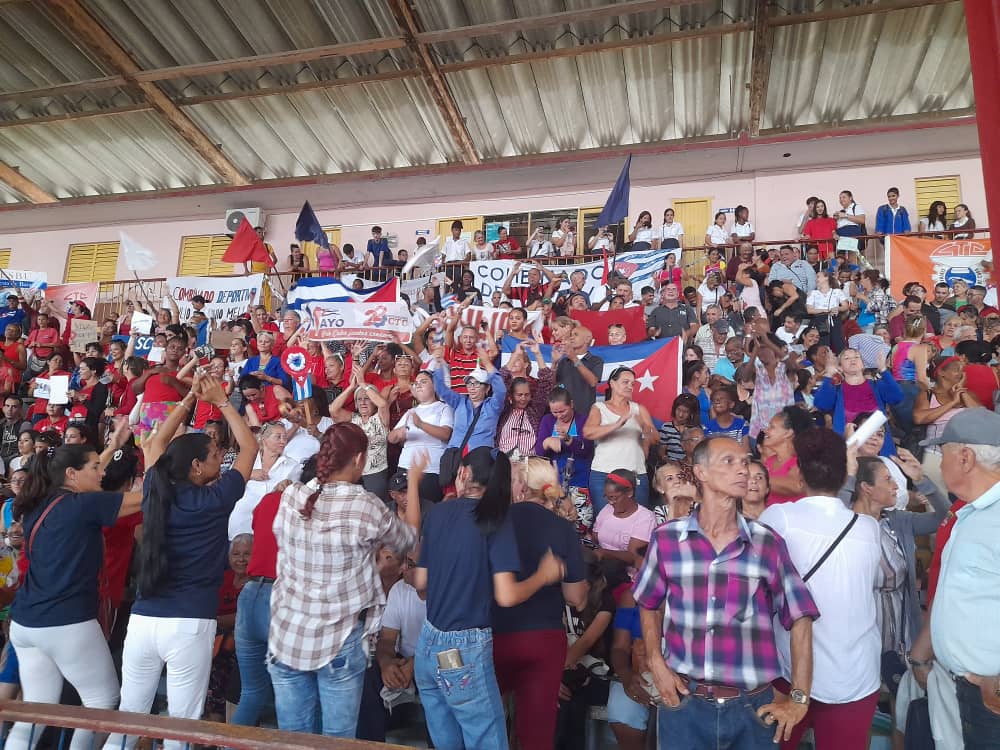 Por un #1Mayo de júbilo y de victorias. #SanctiSpíritusEnMarcha #PorCubaJuntosCreamos @CTCssp @CubaCentral @DiazCanelB @DrRobertoMOjeda @PartidoPCC