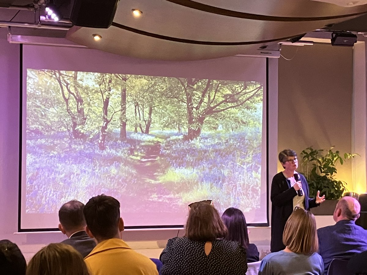 Looking for a new (or old) perspective? @thinklikeatree5 is sharing how regenerative leadership can help your organisation thrive ⚡️

#DisruptHRNotts