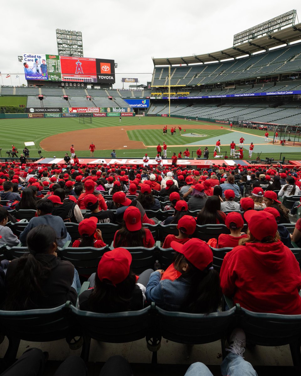 Yesterday, we welcomed 1,500 local students to recognize them for their commitment to the OC GRIP (Gang Reduction & Intervention Partnership) program! Students were able to hear from Jo Adell, Aaron Hicks, Ron Washington, and Mark Gubicza before the game.