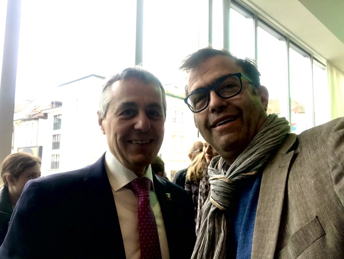 Spännande samtal idag med den schweiziska utrikesministern Ignazio Cassis. Som medborgare i Sverige och  Schweiz pratade vi om detta ämne. Jag tror på att det kommer att lösa sig mellan CH och Europa. Tack, förbundsråd Cassis. <a href="/EDA_DFAE/">EDA - DFAE</a> <a href="/ignaziocassis/">Ignazio Cassis</a> <a href="/Sverigesriksdag/">Sveriges riksdag</a> <a href="/VTnyheter/">Västerviks-Tidningen</a>