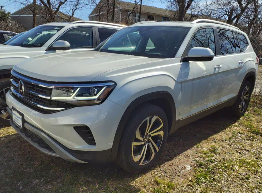 Discover the ultimate joy of driving in this pre-owned 2023 Volkswagen Atlas! #ThreeCountyVW

See more: bit.ly/3WgRtMS