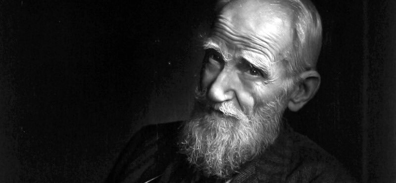 « Il y a deux sortes de savants : les spécialistes, qui connaissent tout sur rien, et les philosophes, qui ne connaissent rien sur tout. » George Bernard Shaw