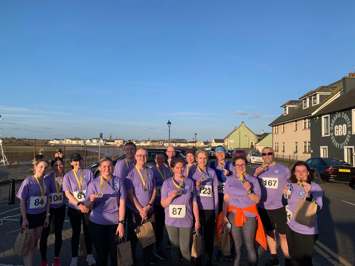 Our squad out in full force this evening down in sunny Irvine ☀️ for the Ron’s Runners 5km along the beach! 🏅 Well done to all our runners 👏