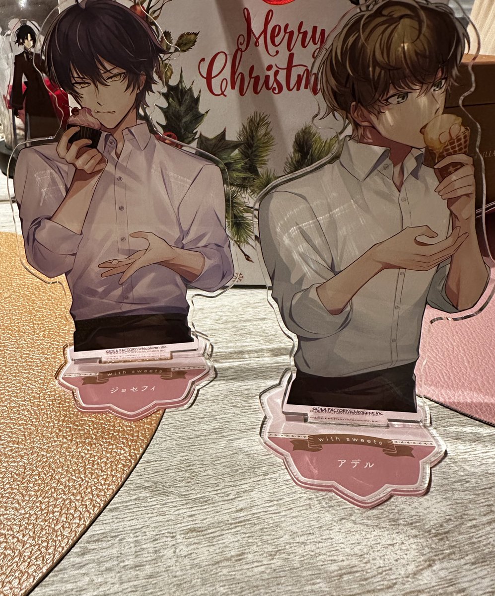 ShannonSeren9's tweet photo. Part of my #BLog20thAnniversary “With Sweets” collection (#TsuiTsui game) + my sweethearts from #Uchronia (also for these two games we need a LOC! 🥹🙏🏻). The rest of the “with sweets” collection will be shipped at a later time! 😍 #otomecollection #merch https://t.co/HYzseK7XY3
